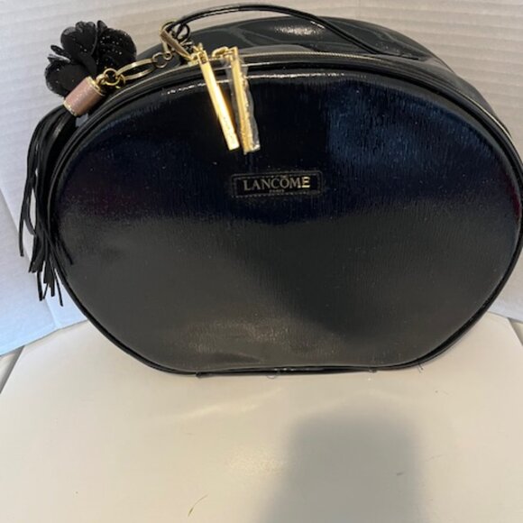 Lancome Paris large toiletries travel case. - Picture 2 of 4